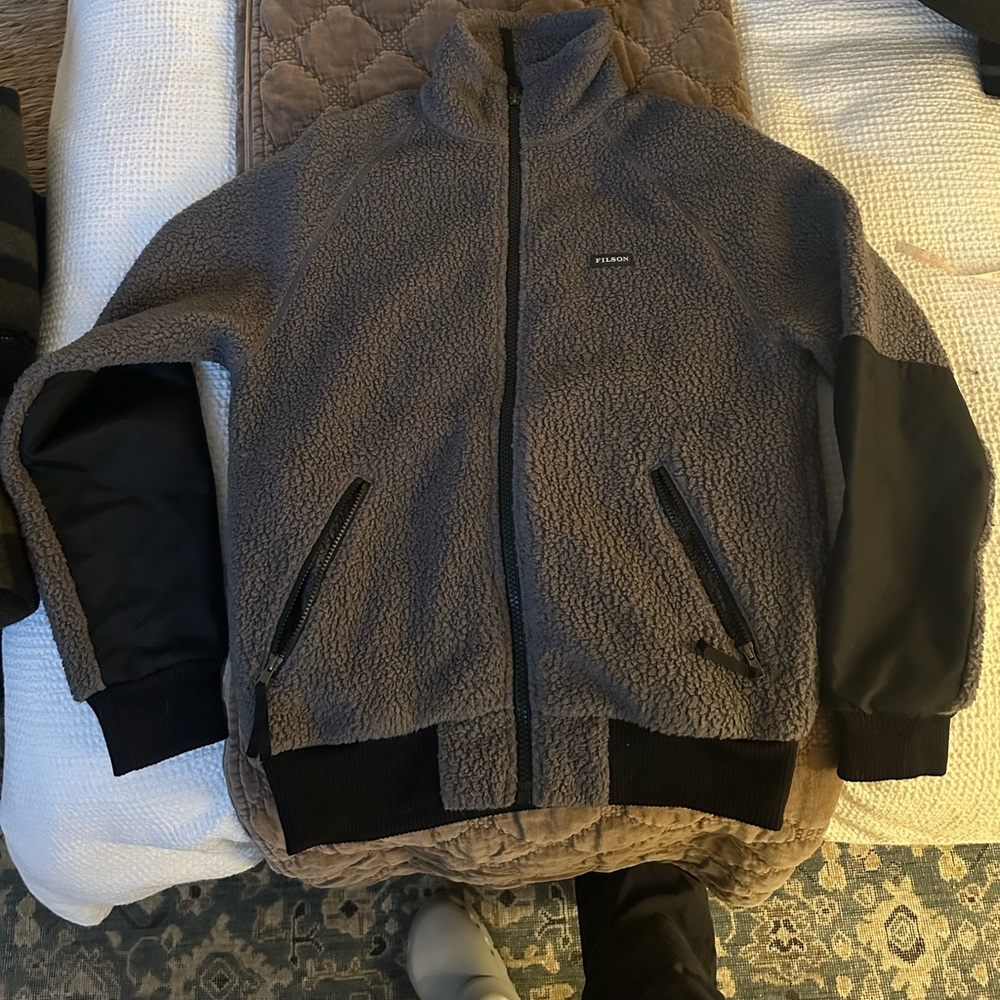 Filson Sherpa fleece Small.